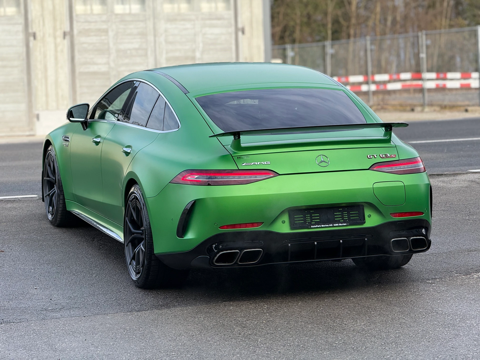 MERCEDES-BENZ AMG GT 4 63